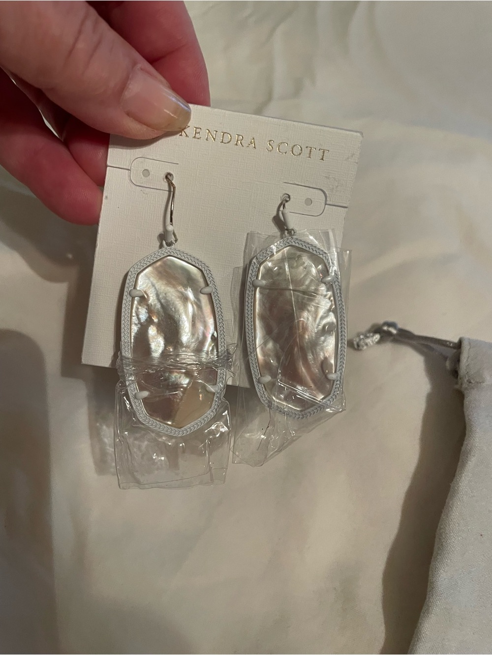 Kendra Scott Iridescent Mother-of-Pearl Silver-Trim Danica Drop Earrings